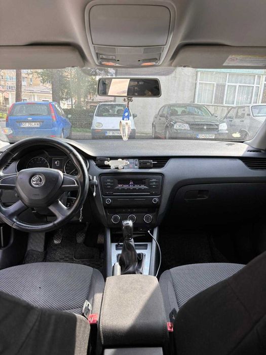 SKODA Octavia 2014 — imagine 10