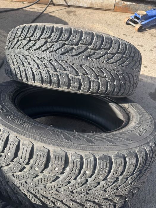 225/60/R17 Nokian Tyres