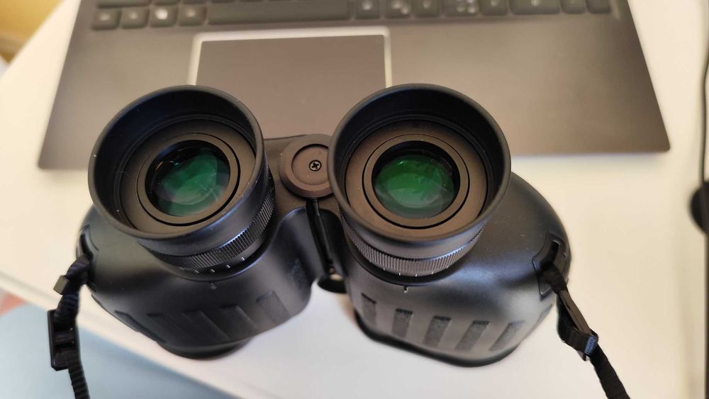 Бинокъл LRB20 8x40, с лазерен далекомер 1000 метра