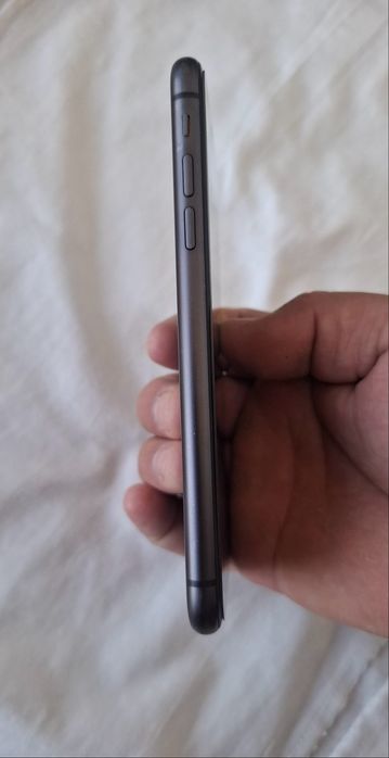 IPhone 11.  128g