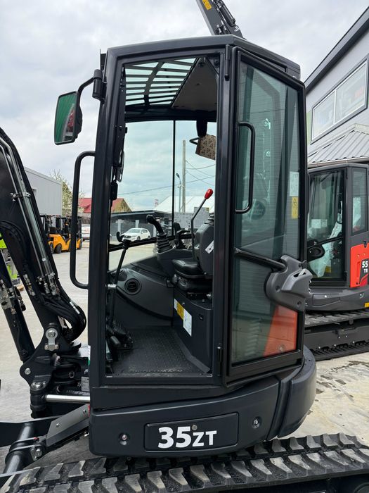 Mini Excavator NOU EUROCOMACH 35ZT Italia 3,5t 5 ANI Garantie PROMOTIE