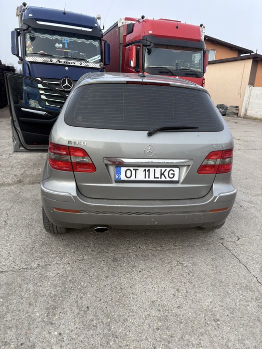 Vând Mercedes B class an 2008