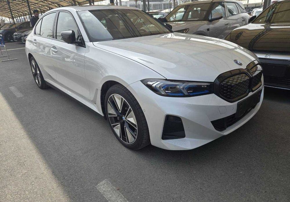 BMW i3  масло викуп