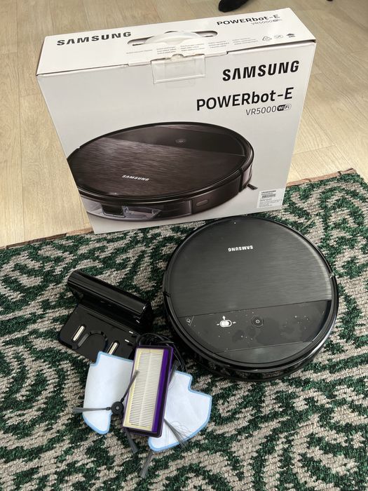 Продам робот пылесос