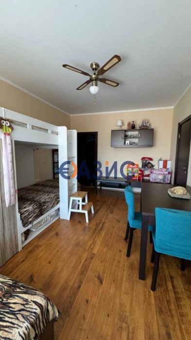 Продава се Тристаен апартамент в Созопол - 118 кв.м за 886 €/кв.м - Снимка #11