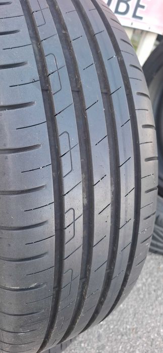 2бр. 205/55/17 Goodyear 6.8mm грайфер, дот 21г. ---