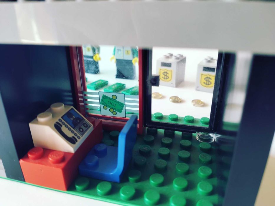 Lego 6566 The Bank