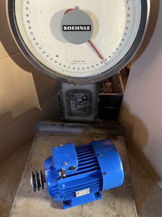Motor trifazic 1700 turatii