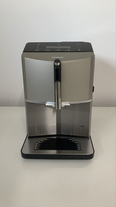 Aparat de cafea SIEMENS EQ300