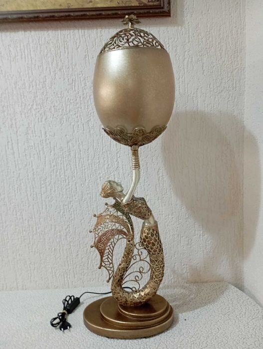 Две уникални много големи масивни и много красиви лампи - лампа