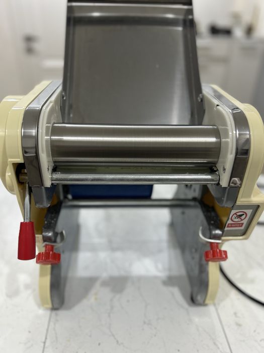 Тестораскатка сатылады! 50000тенге