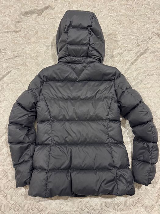 Дамско зимно яке Tommy Hilfiger