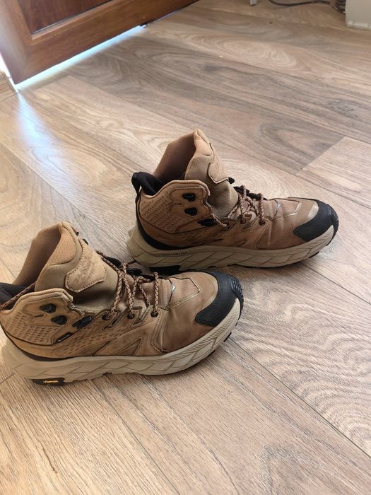 Маратонки Hoka mid Gtx