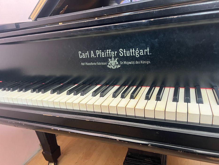 Немски акустичен роял Carl A.Pfeiffer Stuttgart