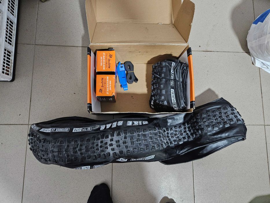 Set cauciucuri si camere yunSCM 27.5x2.60