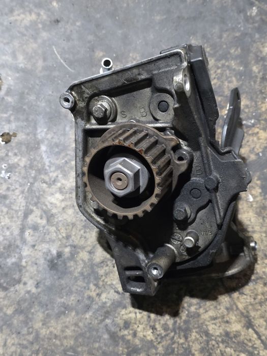 Pompa injecție ford 1.6hdi