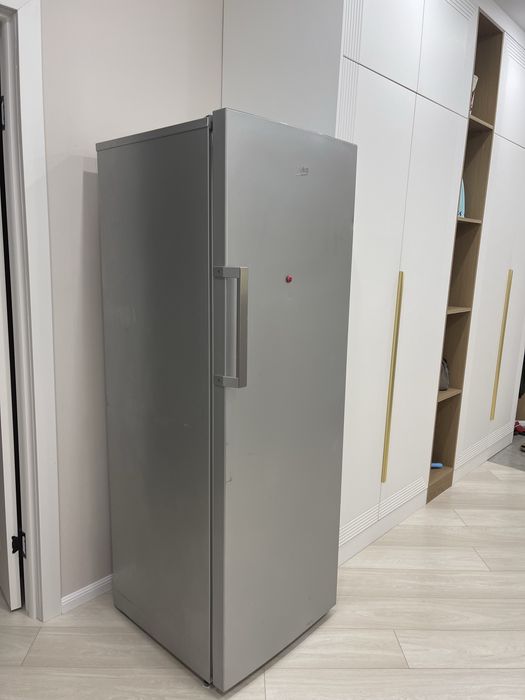 Высокий Морозильник Beko