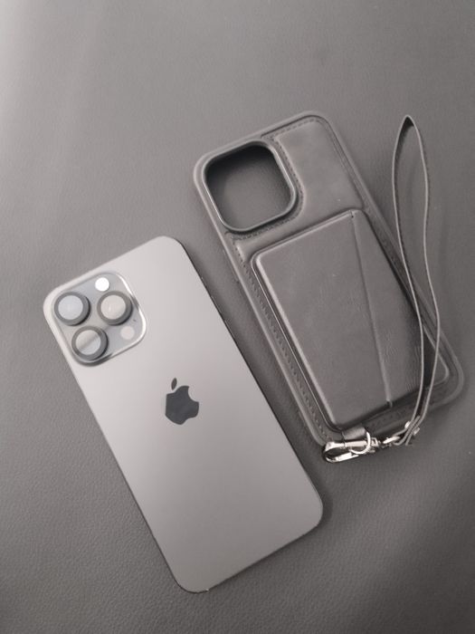 Iphone 15 pro max 256 gb в идеальном состоянии