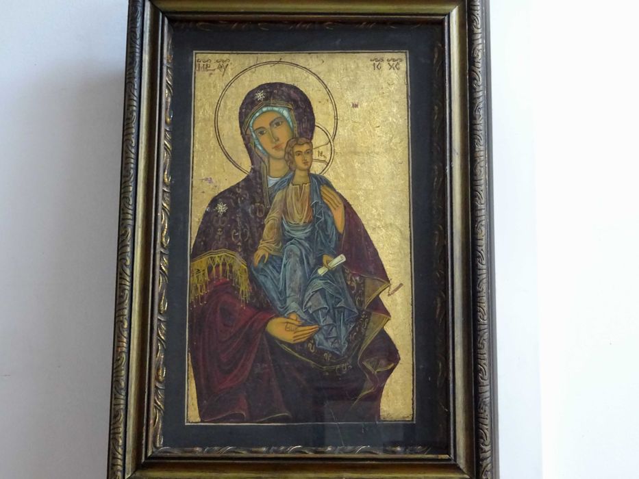 Icoana pe lemn ‘Maica Domnului cu Iisus Hristos’, deosebita