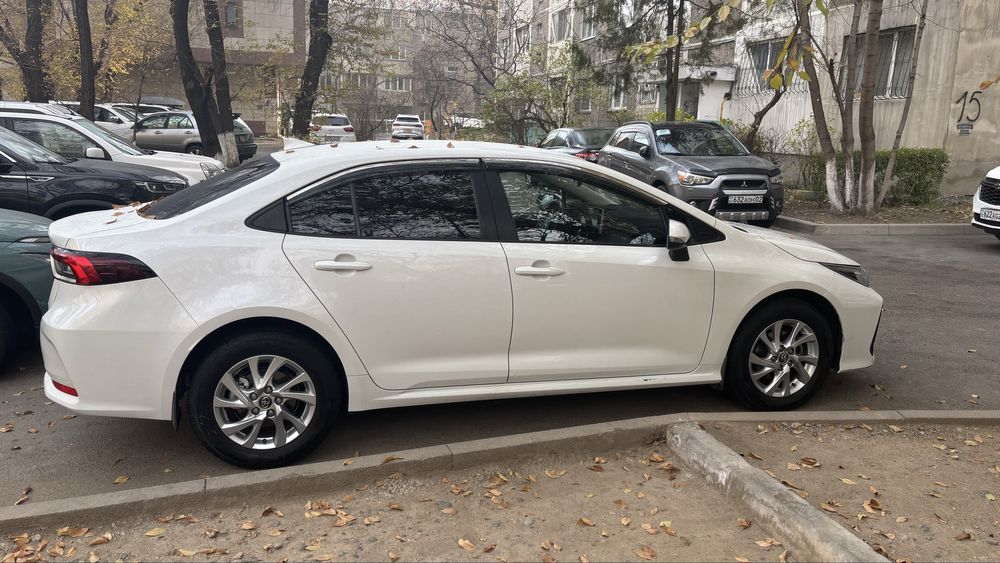 Тойота королла 2019