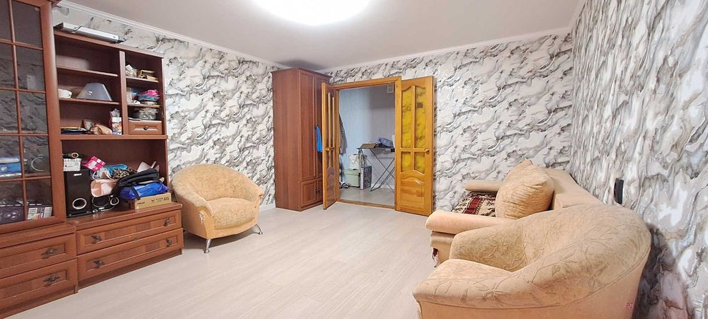 Продам 3х ком квартиру в центре