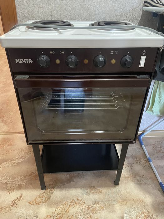 Продам Эл Плиту МЕЧТА 15000