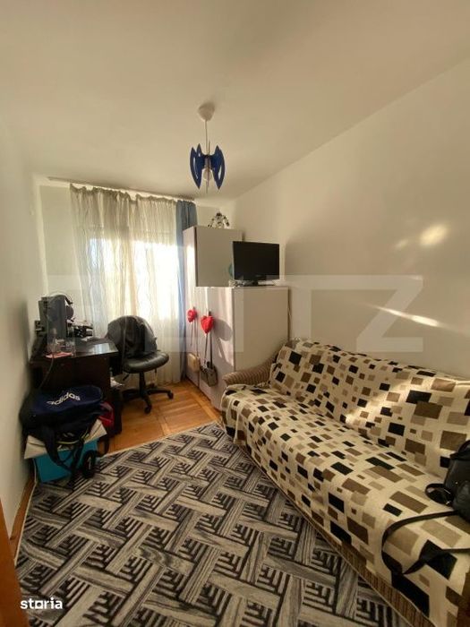 Apartament cu 3 camere, zona centrala, orientare dubla