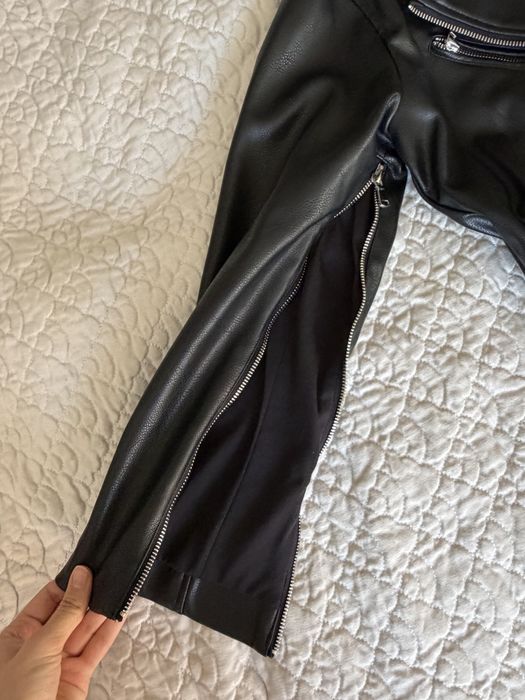 Черна кожена рокля