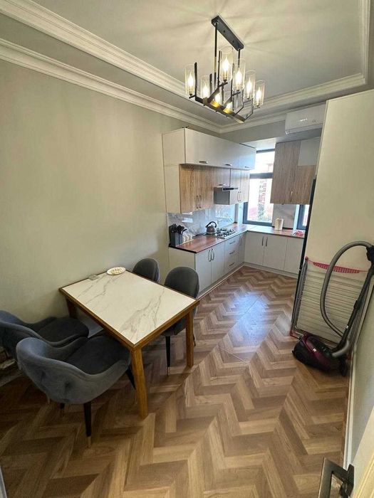 Зудлик билан ижарага берилади! ОЙБЕК Метро 2/6/9 037*