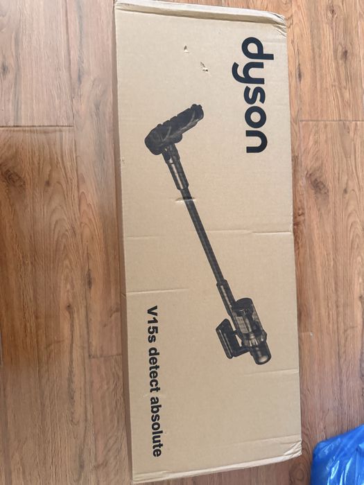 Продаю пылесос Dyson запечатанный