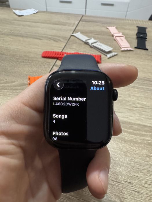 Apple watch series 10 - 100% Battery + 12 каишки