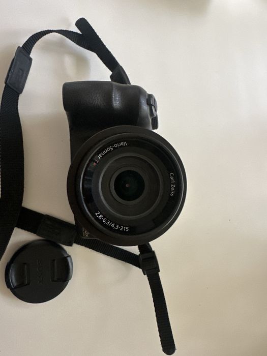 Фотоапарат Sonyy