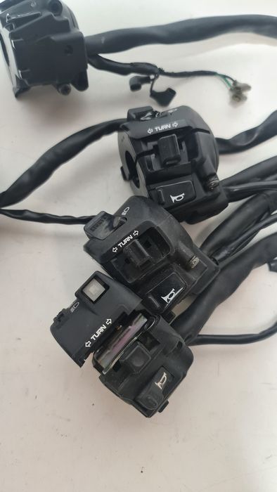 Semnalizari lumini comenzi  radiator Honda  CBR 600RR scarite