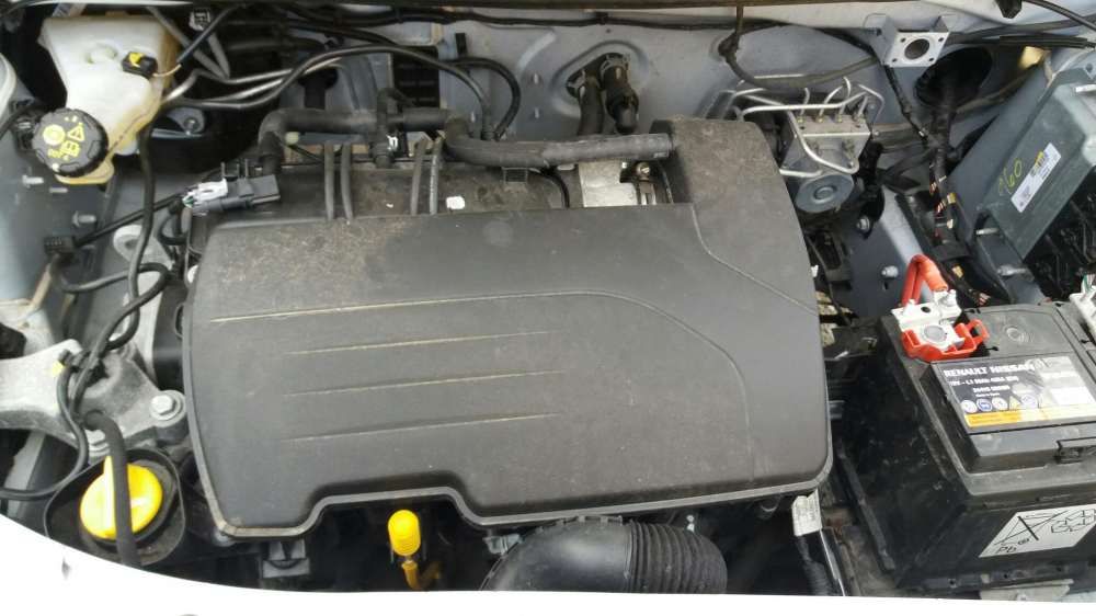 Dacia sandero 2016 1,2 16 V 15.000 km dezmembrez piese dezmembrari