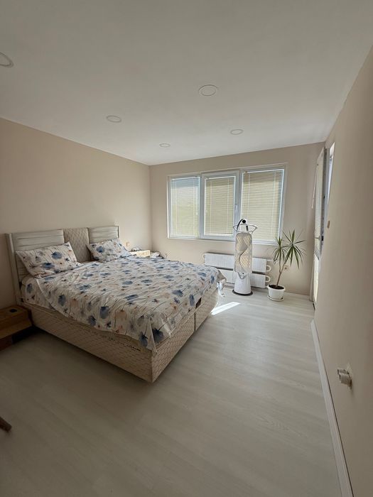 Продава се Четиристаен апартамент в Пловдив, Тракия - 115 кв.м за 1914 €/кв.м - Снимка #3