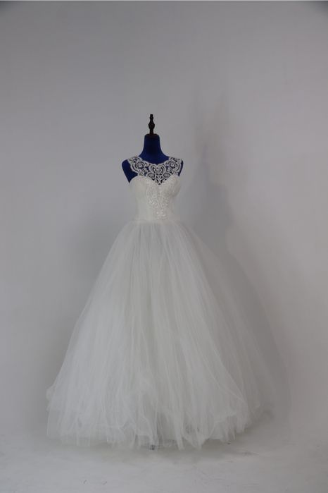 Свадебные платья оптом