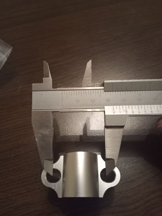 Повдигачи кормило