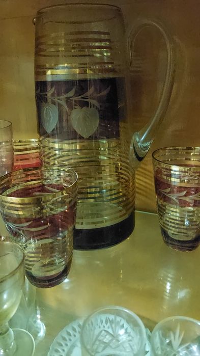 Хрустальную посуду продам