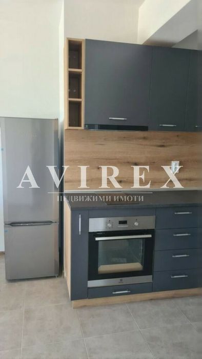 Дава се под наем Двустаен апартамент в Пловдив, Кючук Париж - 70 кв.м за 428.91 € - Снимка #4