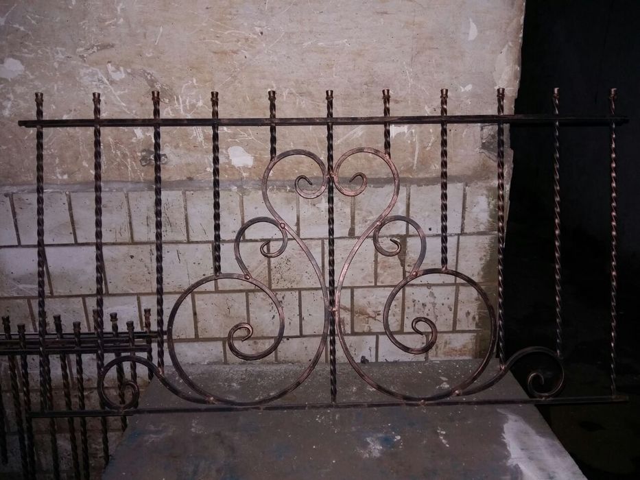 Козырьки. Окна. Решётки. Двери.