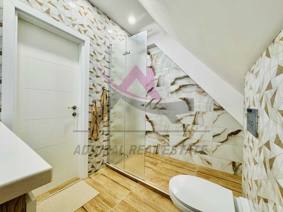 Дава се под наем Тристаен апартамент в Варна, Бриз - 78 кв.м за 1057.23 € - Снимка #7