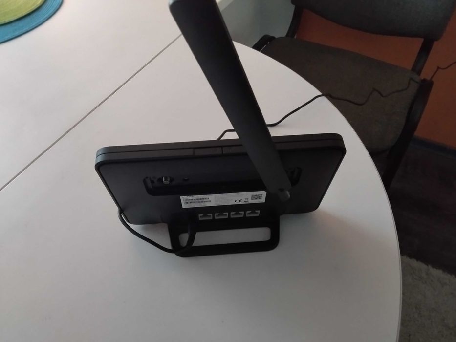 4G рутер за сим карти на Виваком -перфектен