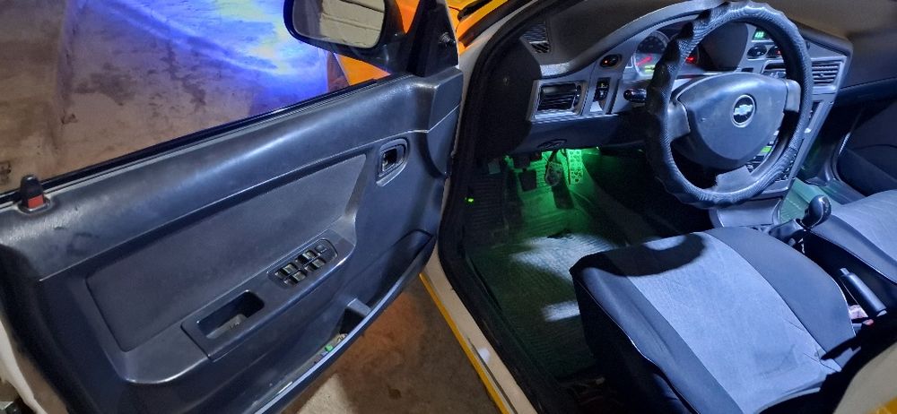 Nexia 2  yurishlari zur mitan benzinda yuradi  ijaraga beriladi