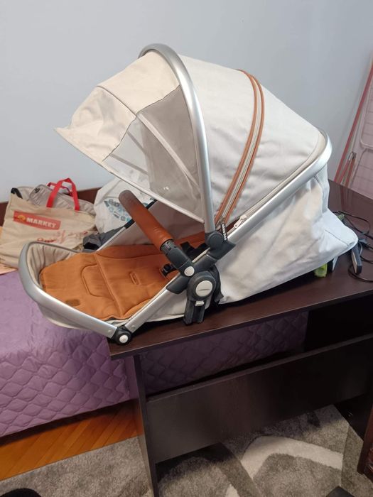 Комбинирана бебешка  количка Kikkaboo Divaina 2в1