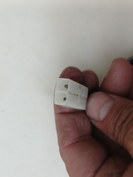 Baterie acumulator masinuta  9,6v 2100 mA cu celule noi schimbate Energizer
Tot ce este in interior este nou