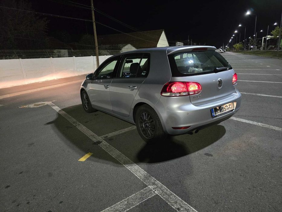 Volkswagen Golf 6 1.6 TDI - 239250km
