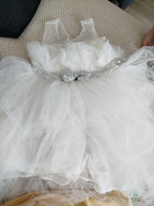 Продам праздничное платье