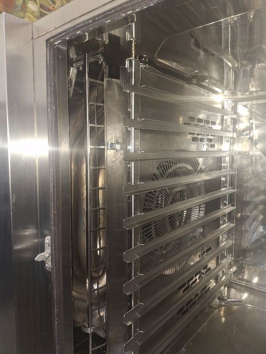 Конвектомат RATIONAL газ 20 тави