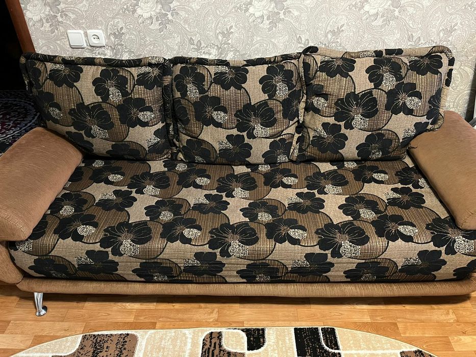 Диван для гостиной