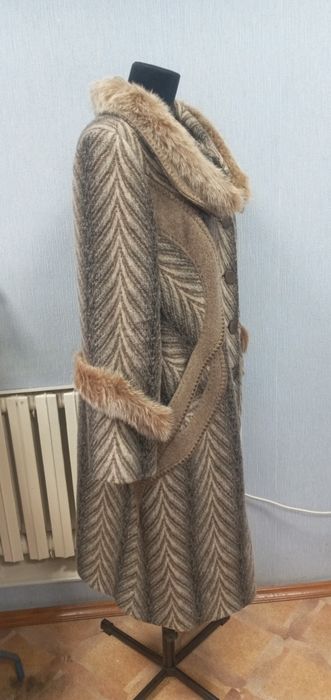 Женское пальто.Новое.